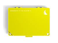 Gelbes rechteckiges Laptop-Reinigungstuch-Etui mit dem Text „REMOVE IT TO CLEAN IT