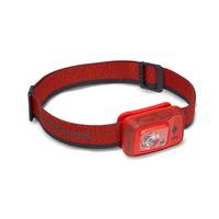 Rote Stirnlampe mit rotem verstellbarem Stirnband auf weißem Hintergrund.