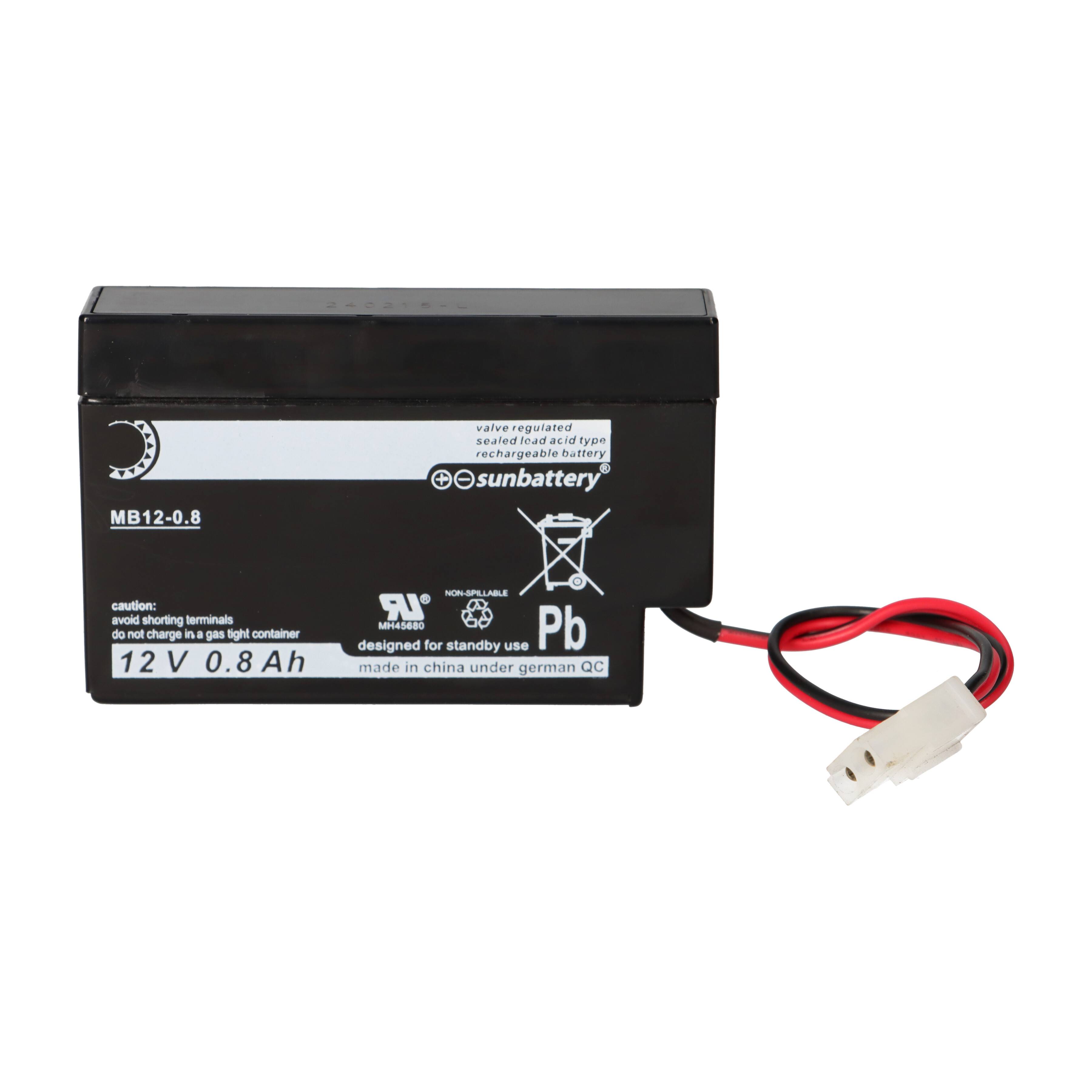 Schwarze 12V 0,8Ah Sunbattery wiederaufladbare Batterie mit roten und schwarzen Anschlussdrähten und weißem Stecker auf weißem Hintergrund.