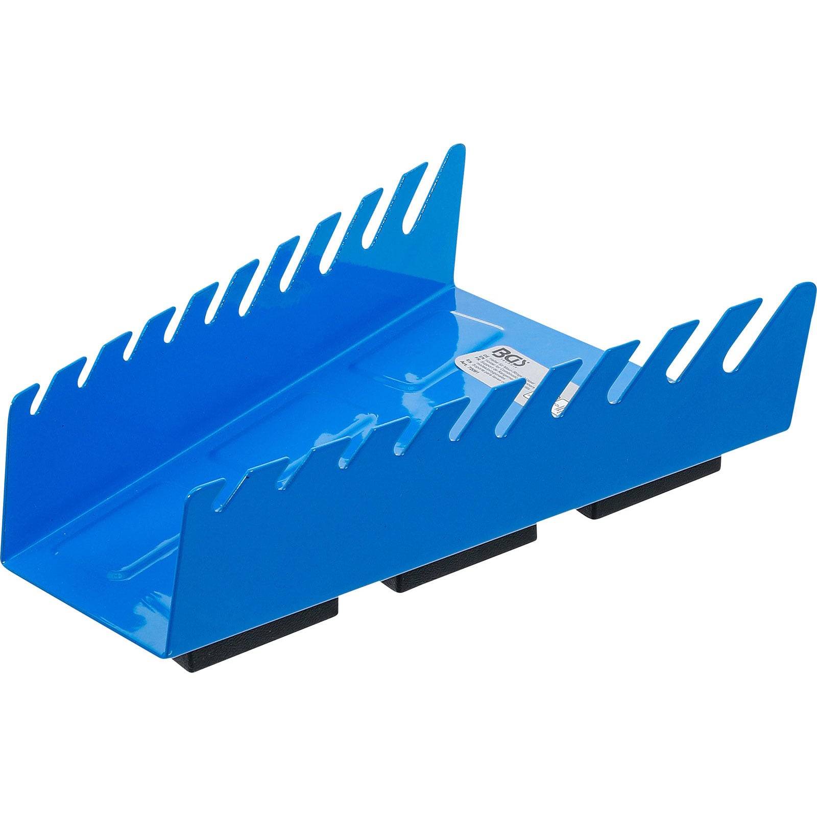 Ein blauer Metallwerkzeughalter mit schrägen Schlitzen zum Organisieren von Gegenständen, gestaltet mit rutschfesten Basen für Stabilität.