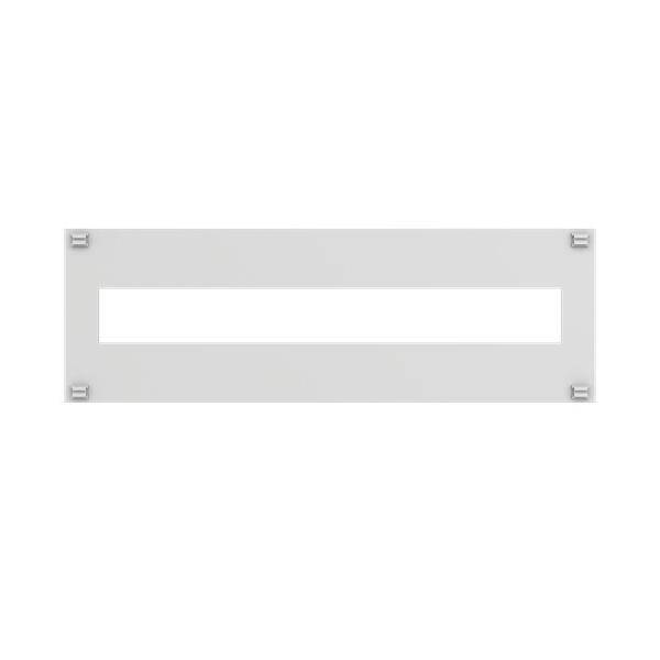 Rechteckige Metallplatte mit rechteckiger zentraler Aussparung und vier Eckschrauben, verwendet in industriellen oder architektonischen Anwendungen.