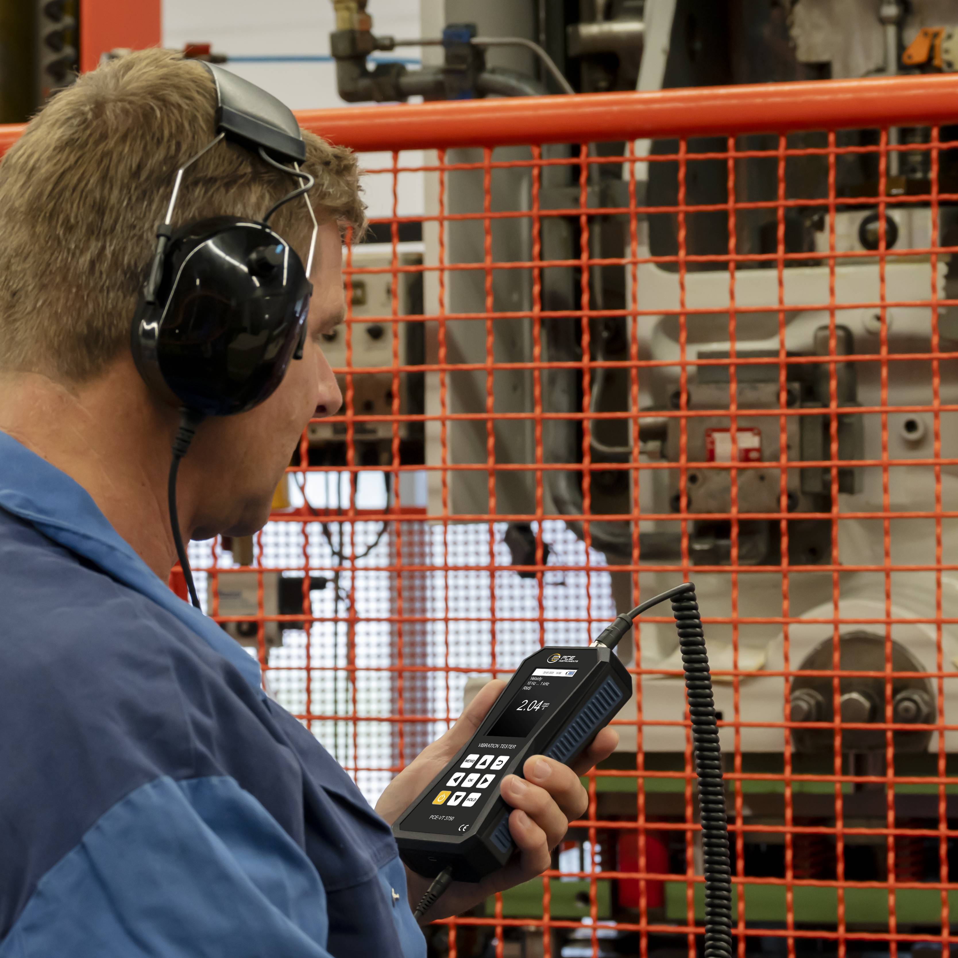 PCE Instruments Vibrationsmessgerät PCE-VT 3750S inkl. Nadelfühler |Kopfhörer |Beschleunigung |Geschwindigkeit |Weg