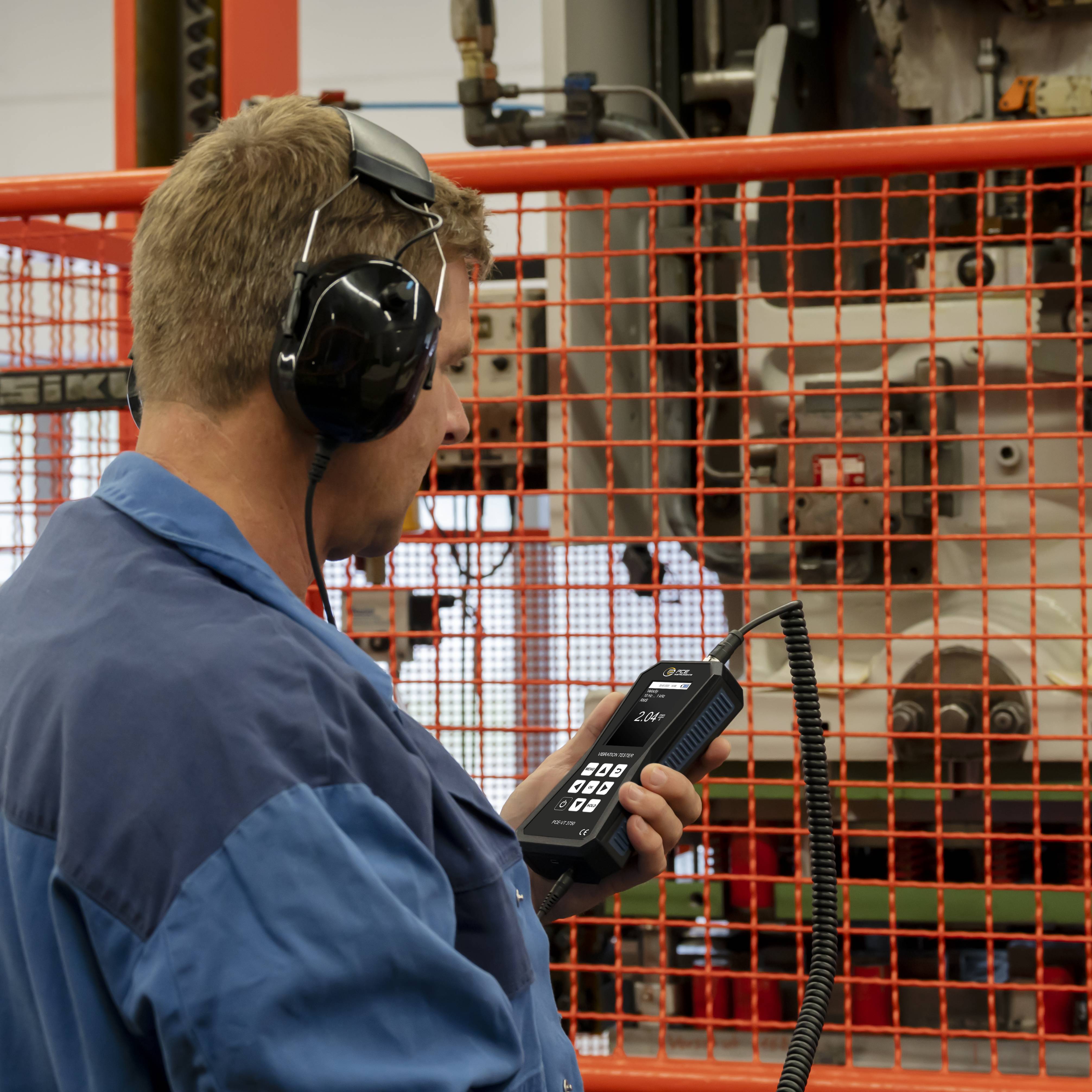 PCE Instruments Vibrationsmessgerät PCE-VT 3750S inkl. Nadelfühler |Kopfhörer |Beschleunigung |Geschwindigkeit |Weg