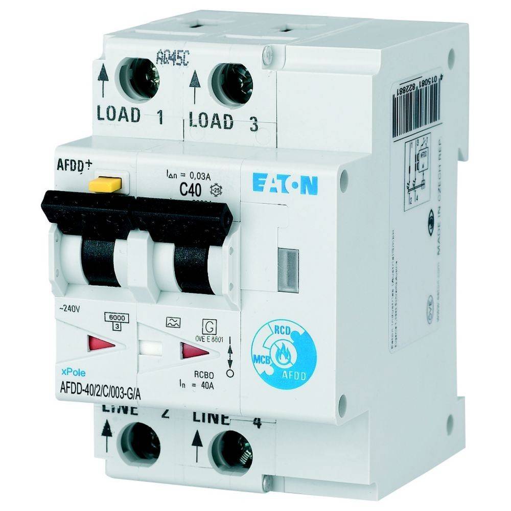 Ein weißer elektrischer Leitungsschutzschalter, beschriftet mit 'AFDD+', mit mehreren Schaltern und Anzeigen, gekennzeichnet für Lasten 1, 2 und 3.