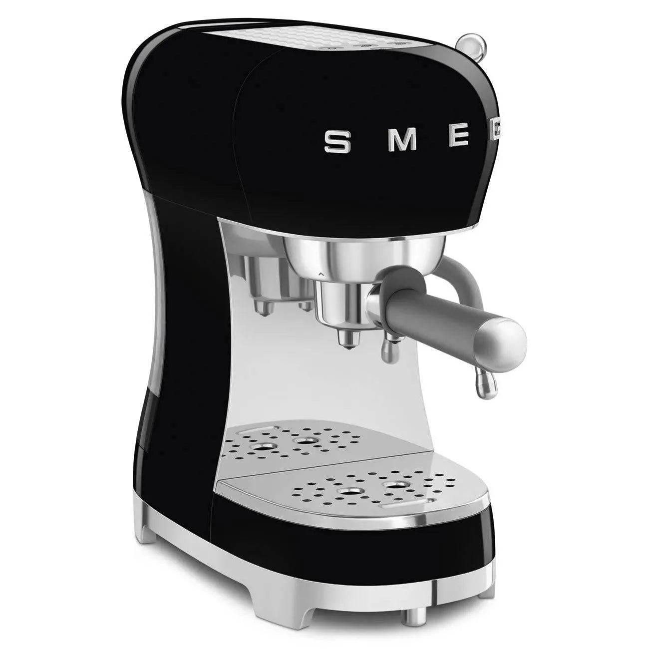 Smeg Espressomaschine ECF02BLEU schwarz