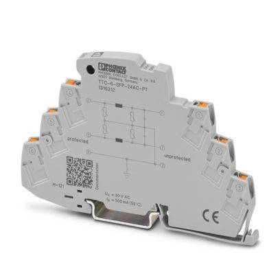 Ein graues Elektroschutzgerät gegen Spannungsspitzen mit gekennzeichneten Anschlüssen, Modell 'TTC-6-3PE-24AC-PT', für verschiedene elektrische Installationen.