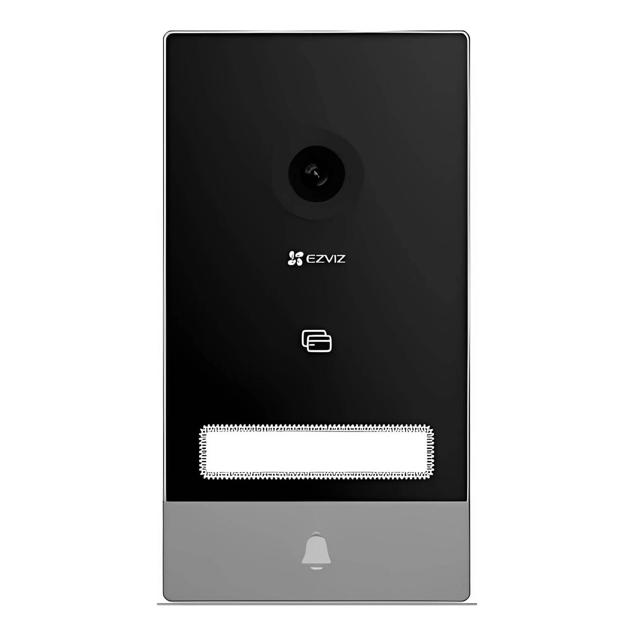 Schwarze EZVIZ Türklingelkamera mit Linse, Kartensymbol und einer unteren Klingeltaste auf grauer Basis.