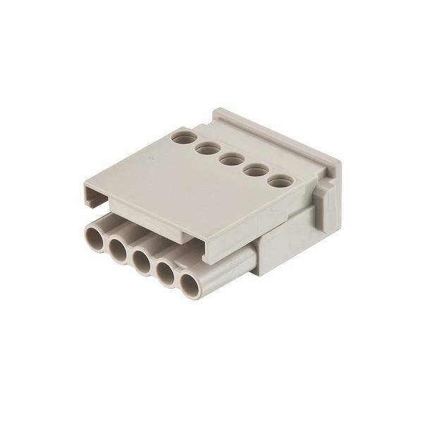 Ein beiger elektrischer Anschluss mit sechs zylindrischen Buchsen, entwickelt für Verdrahtung und Komponentenverbindungen in elektronischen Geräten.