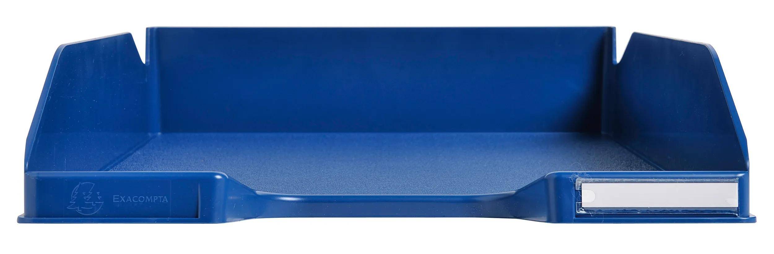 Eine blaue metallische gekrümmte Oberfläche mit glatter Textur wird gezeigt, möglicherweise ein Teil eines größeren Objekts oder einer Struktur.