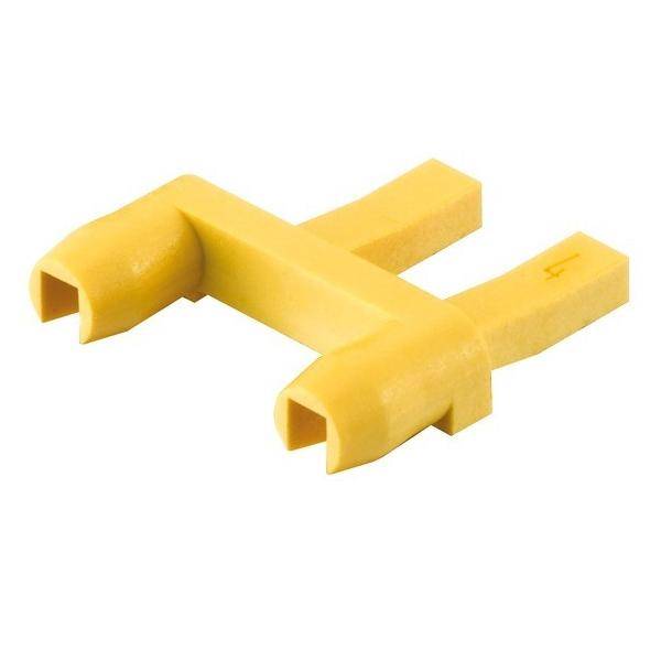 Gelber Plastik-Terminalblock-Jumper für elektrische Verbindungen mit U-förmigem Design und zwei Zinken.