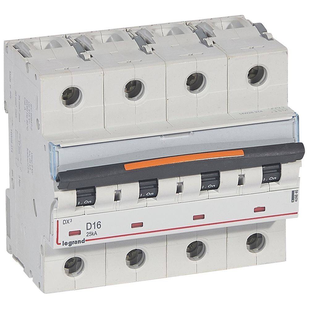 Ein vierpoliger Legrand-Leistungsschalter mit der Bezeichnung 'DX3 D16 25A', der dazu ausgelegt ist, elektrische Stromkreise durch Unterbrechung von Überlastungen und Kurzschlüssen zu schützen.