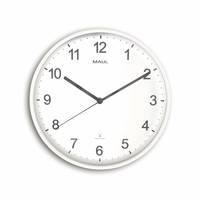 Analoge Wanduhr zeigt etwa 10:10, mit einem dünnen Sekundenzeiger in der Nähe von 8 und dem Markennamen 'MAPAL' unter 12.