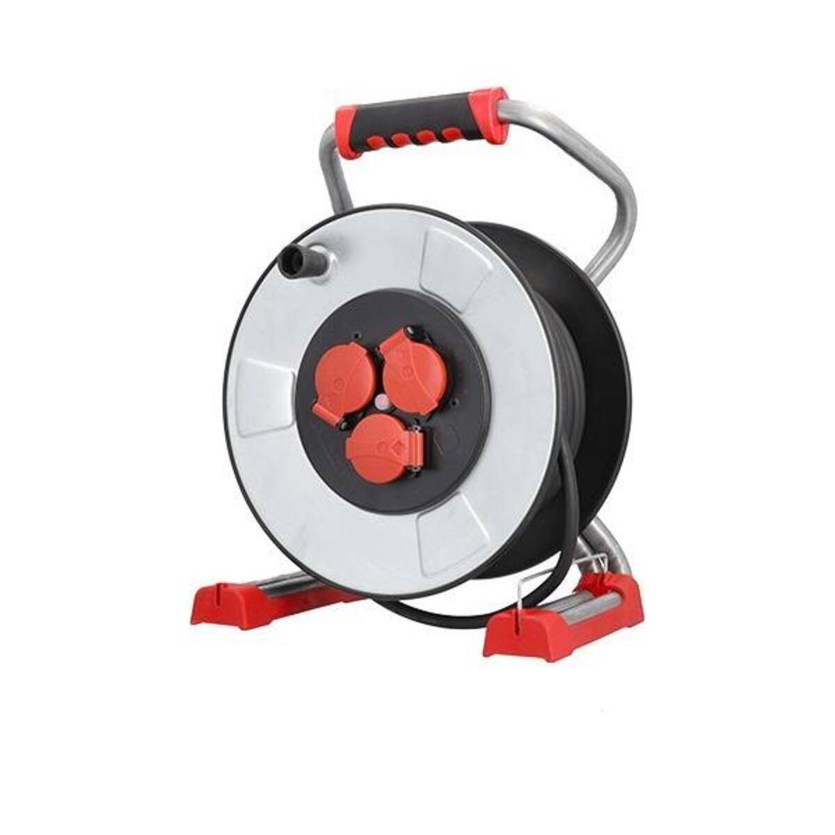 Eine runde Kabeltrommel mit einem stabilen Griff und drei roten Steckdosen, entwickelt für eine organisierte Elektrokabelführung.
