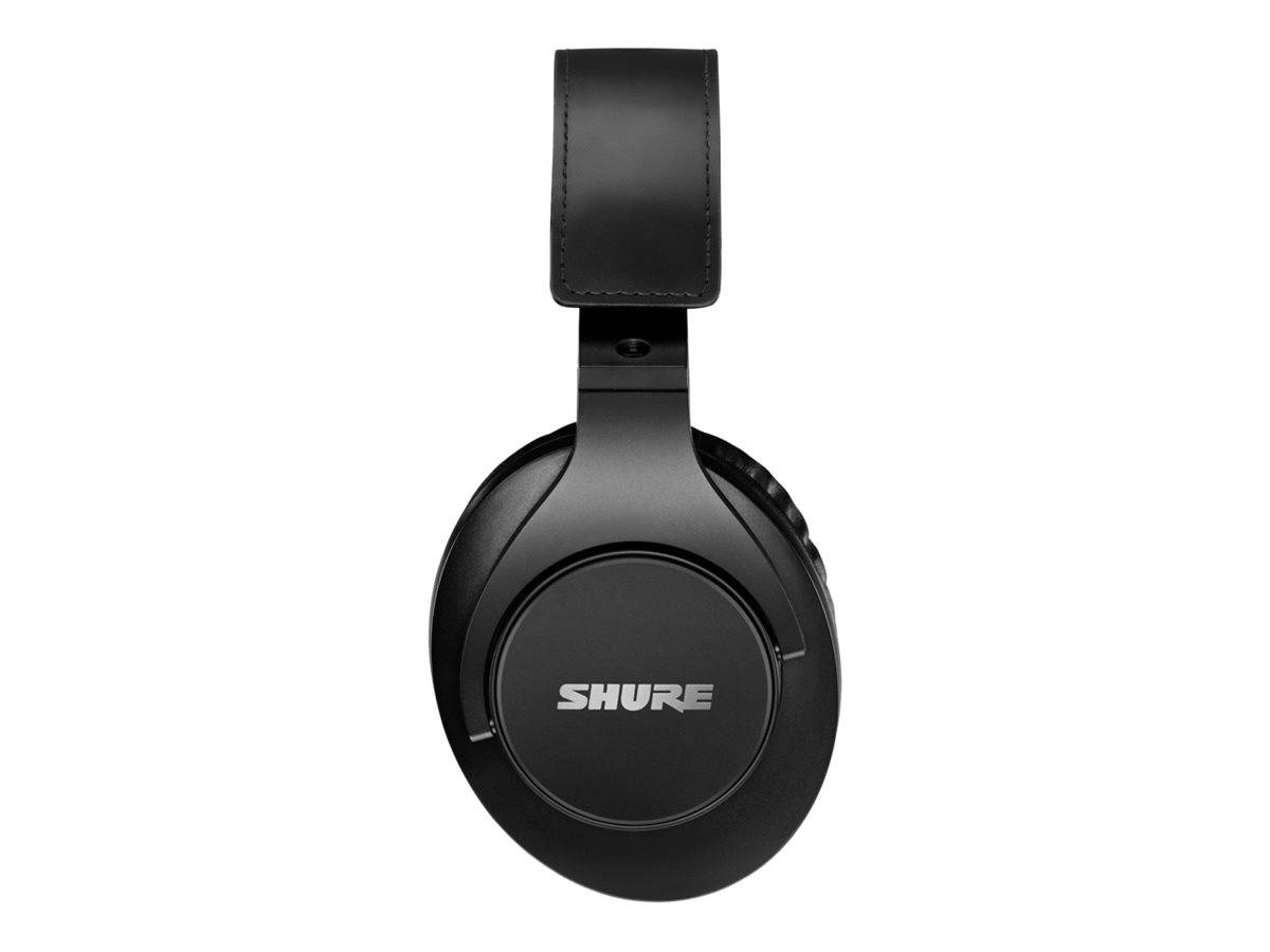 Schwarze Over-Ear-Kopfhörer mit 'Shure'-Logo auf der Ohrmuschel, ausgestattet mit gepolstertem Kopfbügel für Komfort und Schallisolierung.