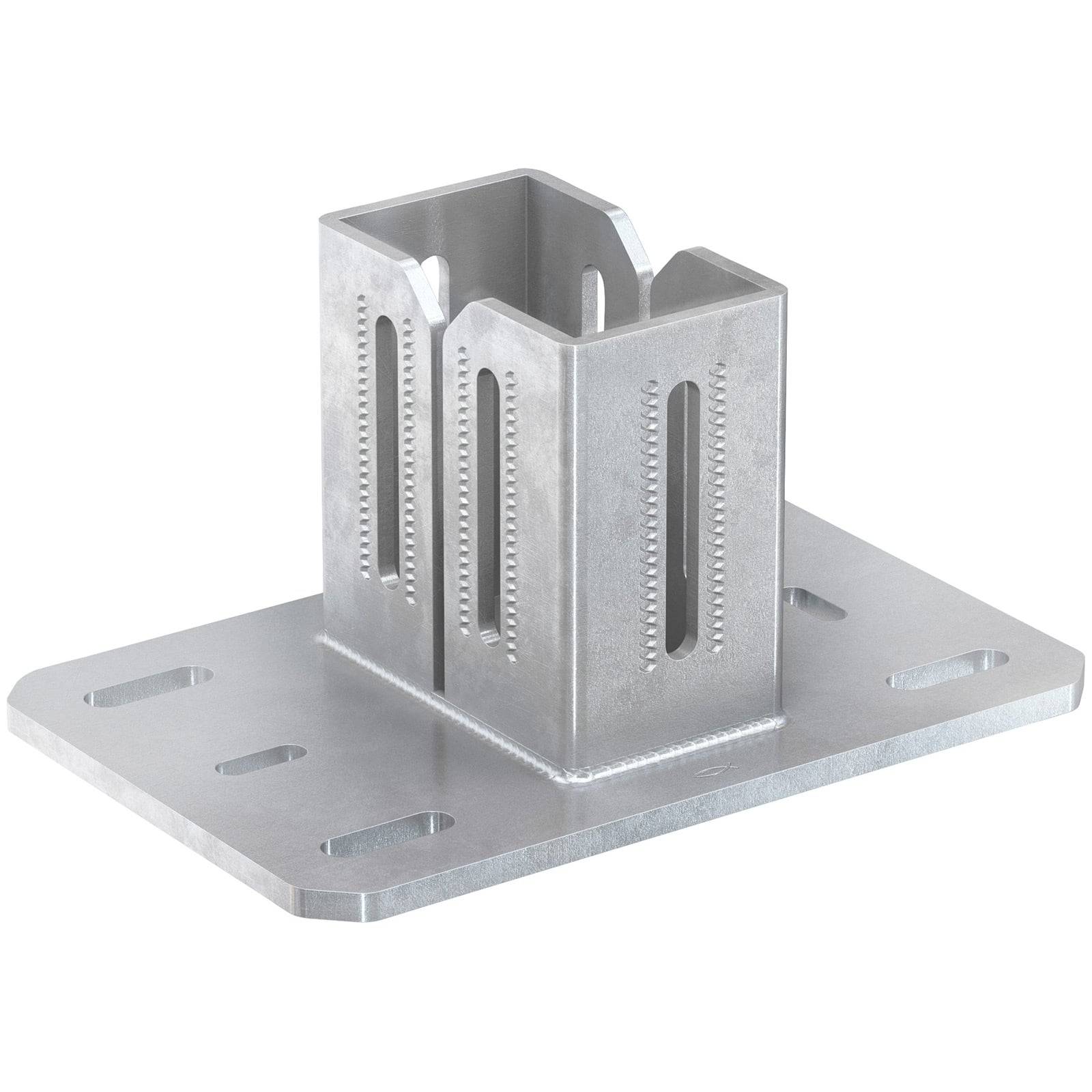 Eine Metallfußplatte mit einem quadratischen Halterungsbügel, der vertikale Schlitze aufweist und auf einer rechteckigen Platte mit mehreren Befestigungslöchern montiert ist.