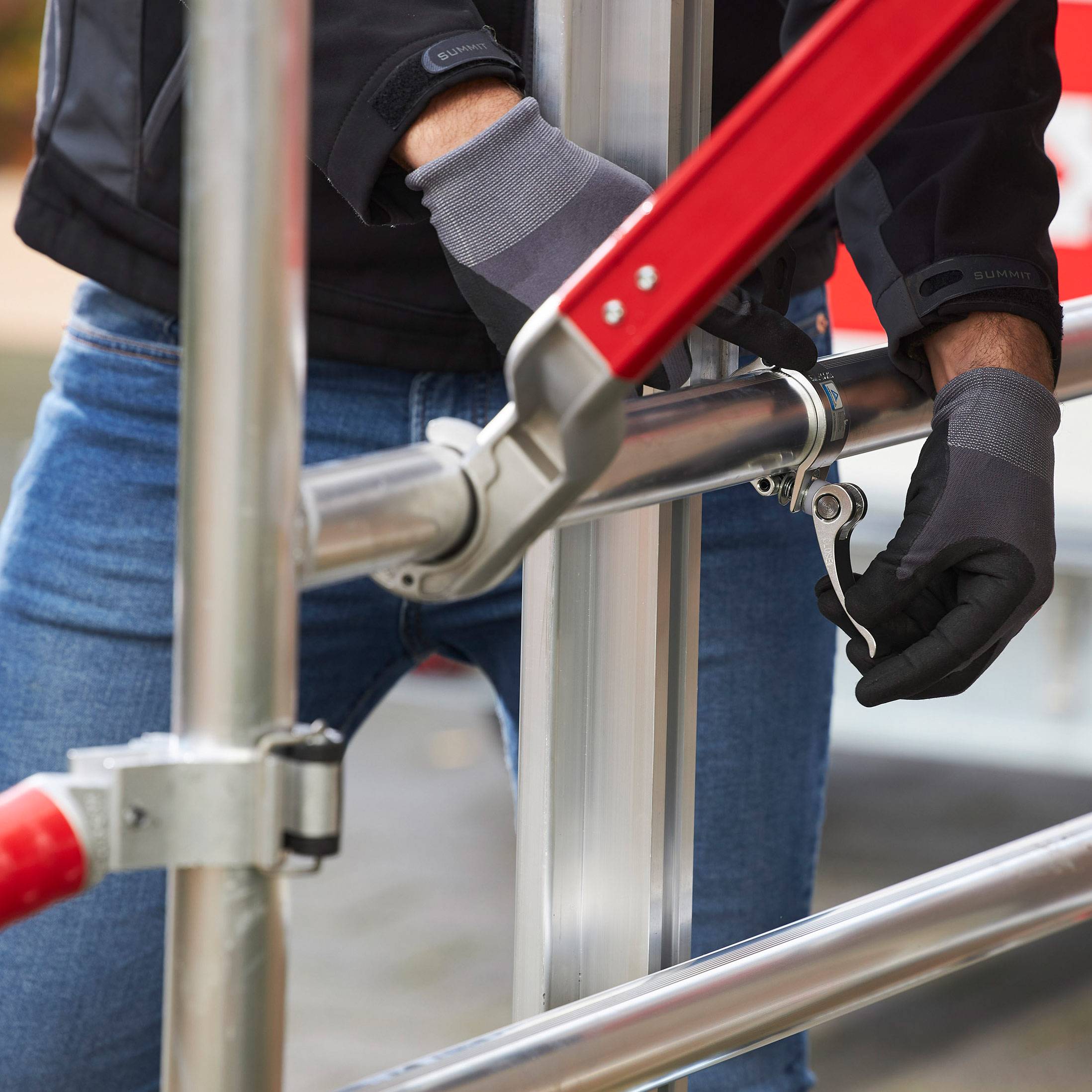 Altrex Shuttle Basisset mit Winde 7,20m Plattformhöhe 9,20m Arbeitshöhe (kein Gerüst)