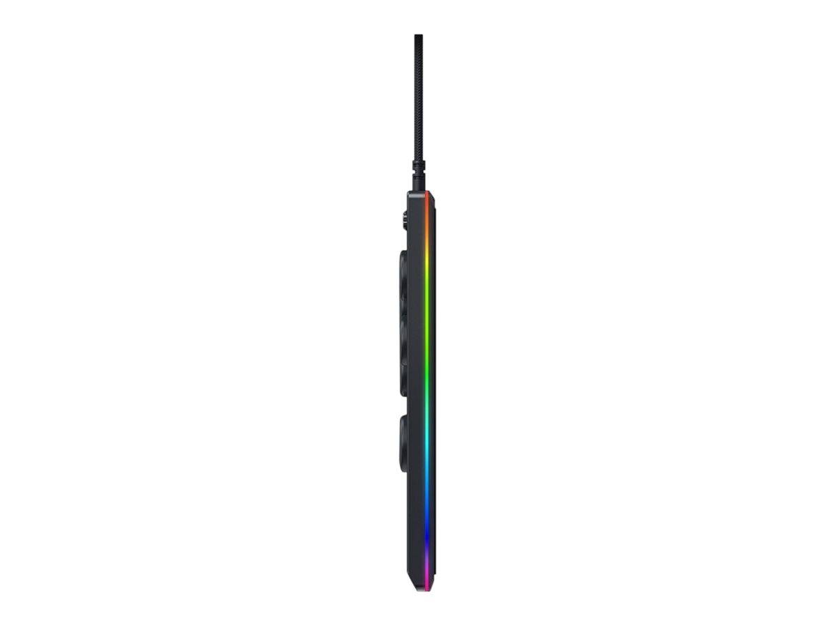 Schlankes schwarzes Smartphone in Seitenansicht mit farbenfrohem Regenbogenkante und einem Kabel, das in die Oberseite eingesteckt ist