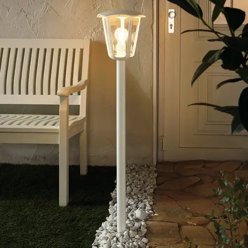 Stehlampe Laterne Außenlampe, Retro Wegeleuchte Terrassenlampe wetterfest Gartenleuchte, Aluminium, weiß, 1x E27 Fassung, LxBxH 23x23x99,5cm Stehlampe Laterne Außenlampe, Retro Wegeleuchte Terrassenlampe wetterfest Gartenleuchte, Aluminium, weiß, 1x E27 Fassung, LxBxH 23x23x99,5cm