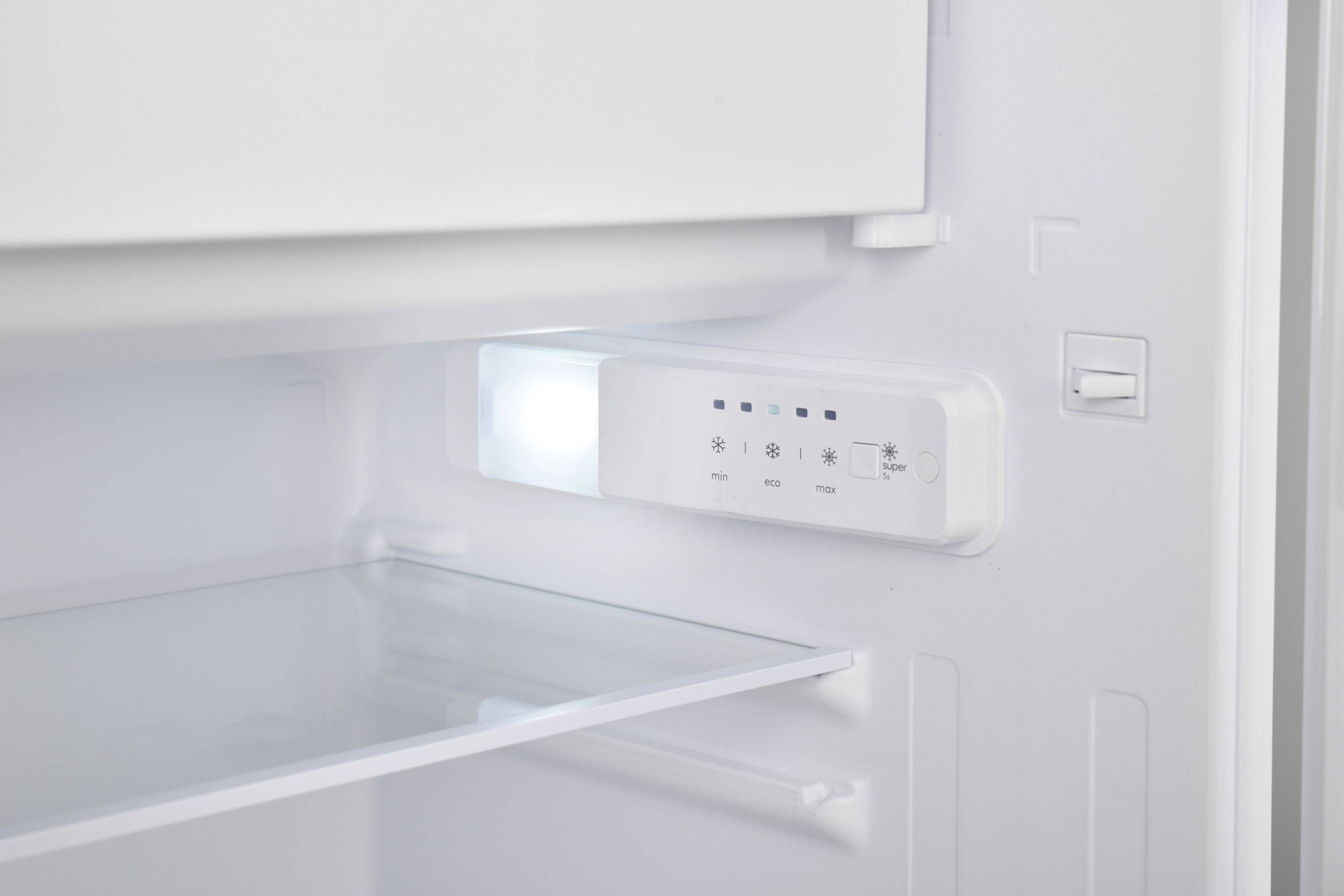 Telefunken EKG102S147E Einbaukühlschrank mit Gefrierfach | 102cm Nische | Schlepptür-Technik | 139 Liter Nutzinhalt