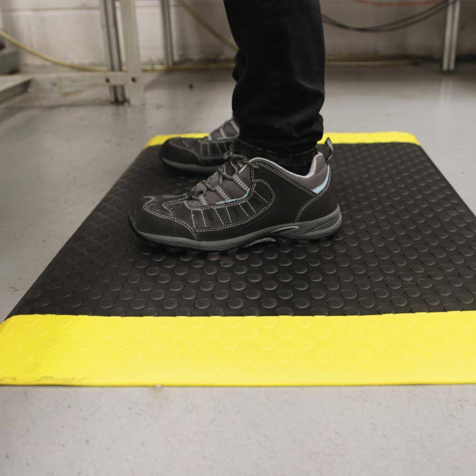 Anti-Ermüdungsmatte Orthomat® Dot, schwarz/gelb, PVC, Hohe:9,5mm, 600x900mm