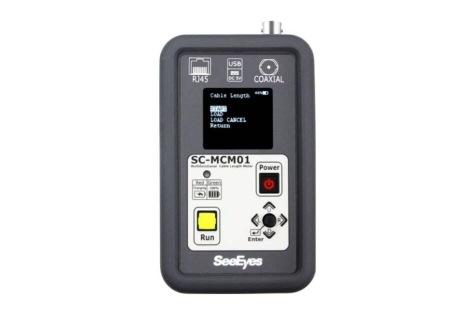 Tragbares SeeEyes SC-MCM01 Kabel-Testgerät mit LCD-Anzeige für Kabellängentests, RJ45-, USB- und Koaxialanschlüsse, sowie Ein-/Aus- und Starttasten.