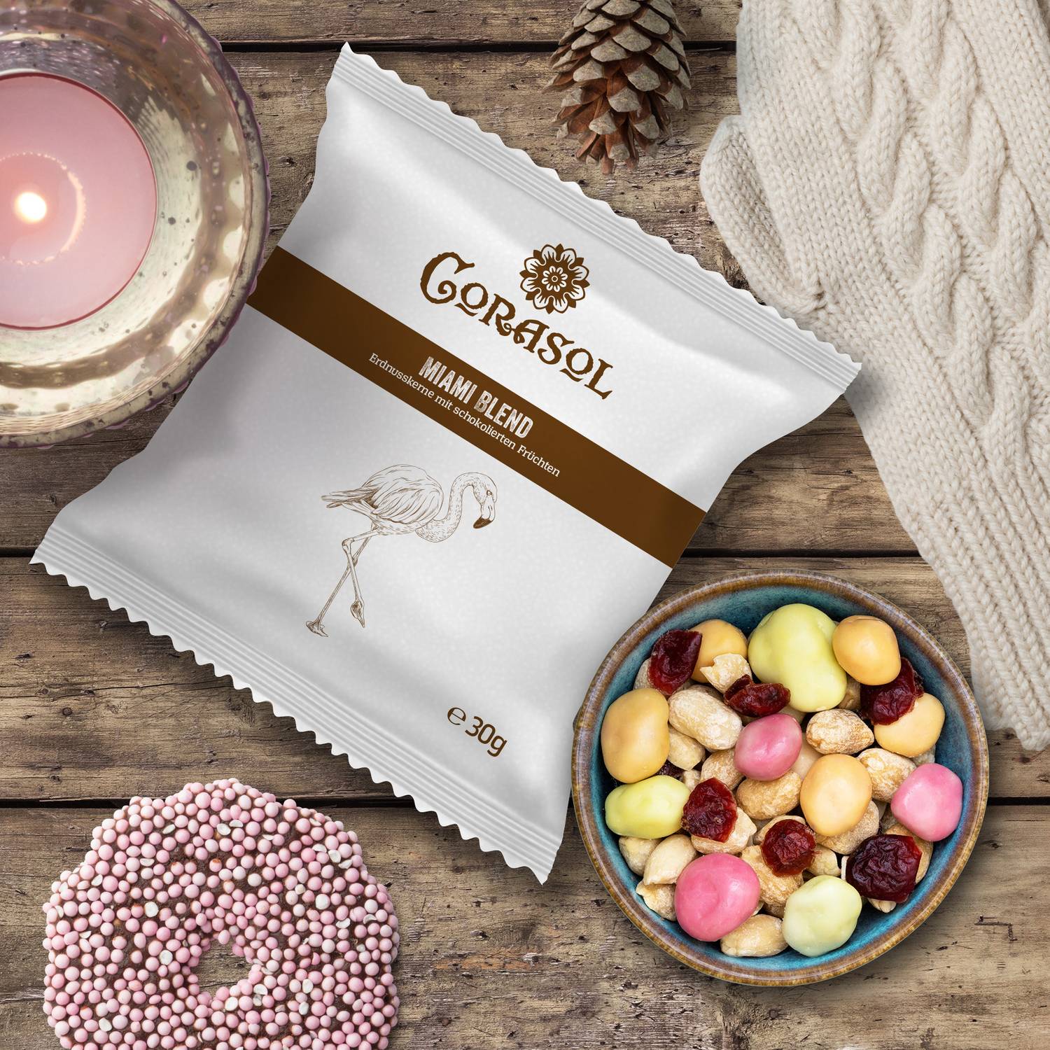 Corasol Premium Krimi & Snack Adventskalender XL mit 24 Snacks & Krimi-Booklet mit 24 Rätseln: Entführung im Hyde-Park (710 g)