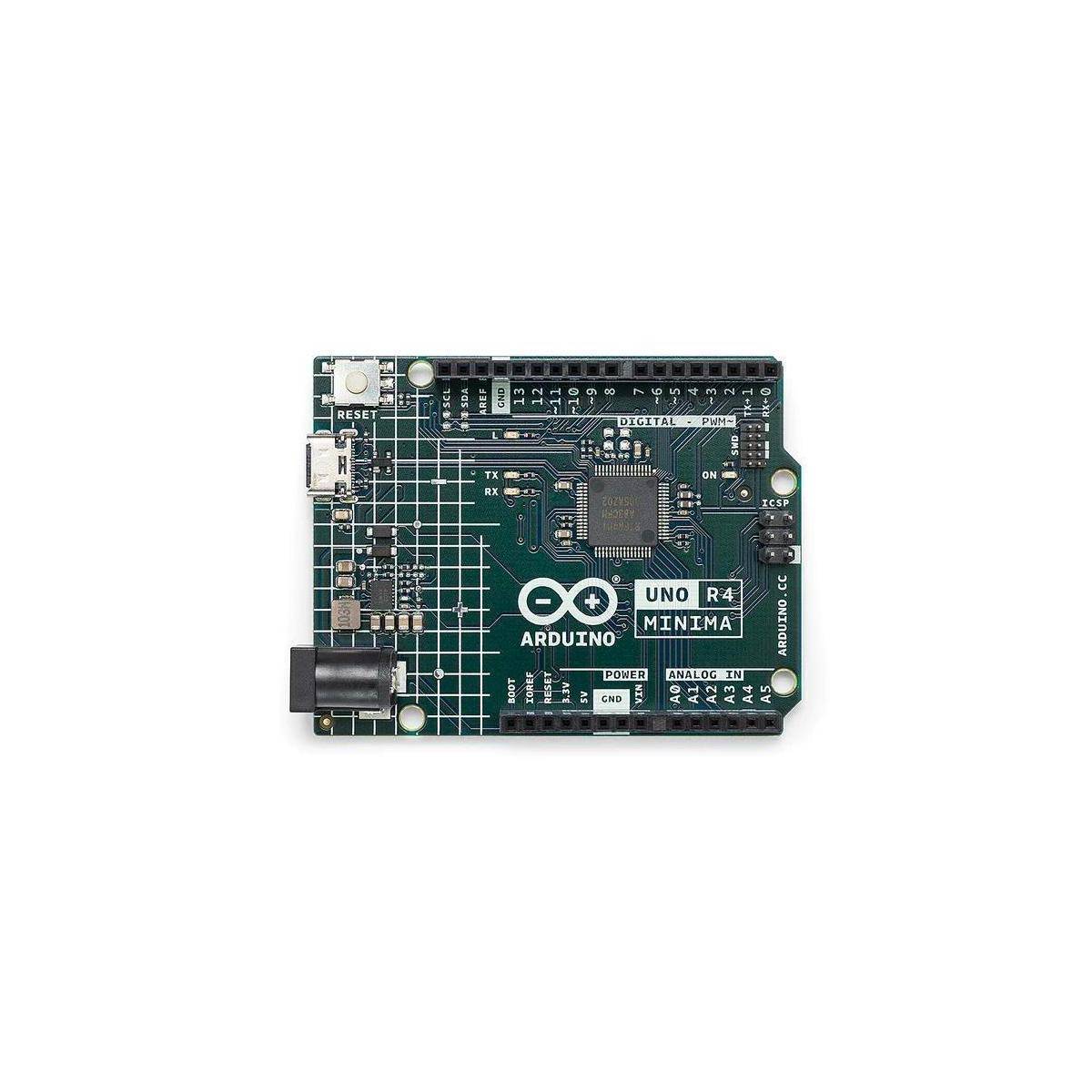 Bild eines Arduino UNO R4 Minima Mikrocontroller-Boards mit Anschlüssen und Pinbelegung für elektronisches Prototyping und Programmierung.