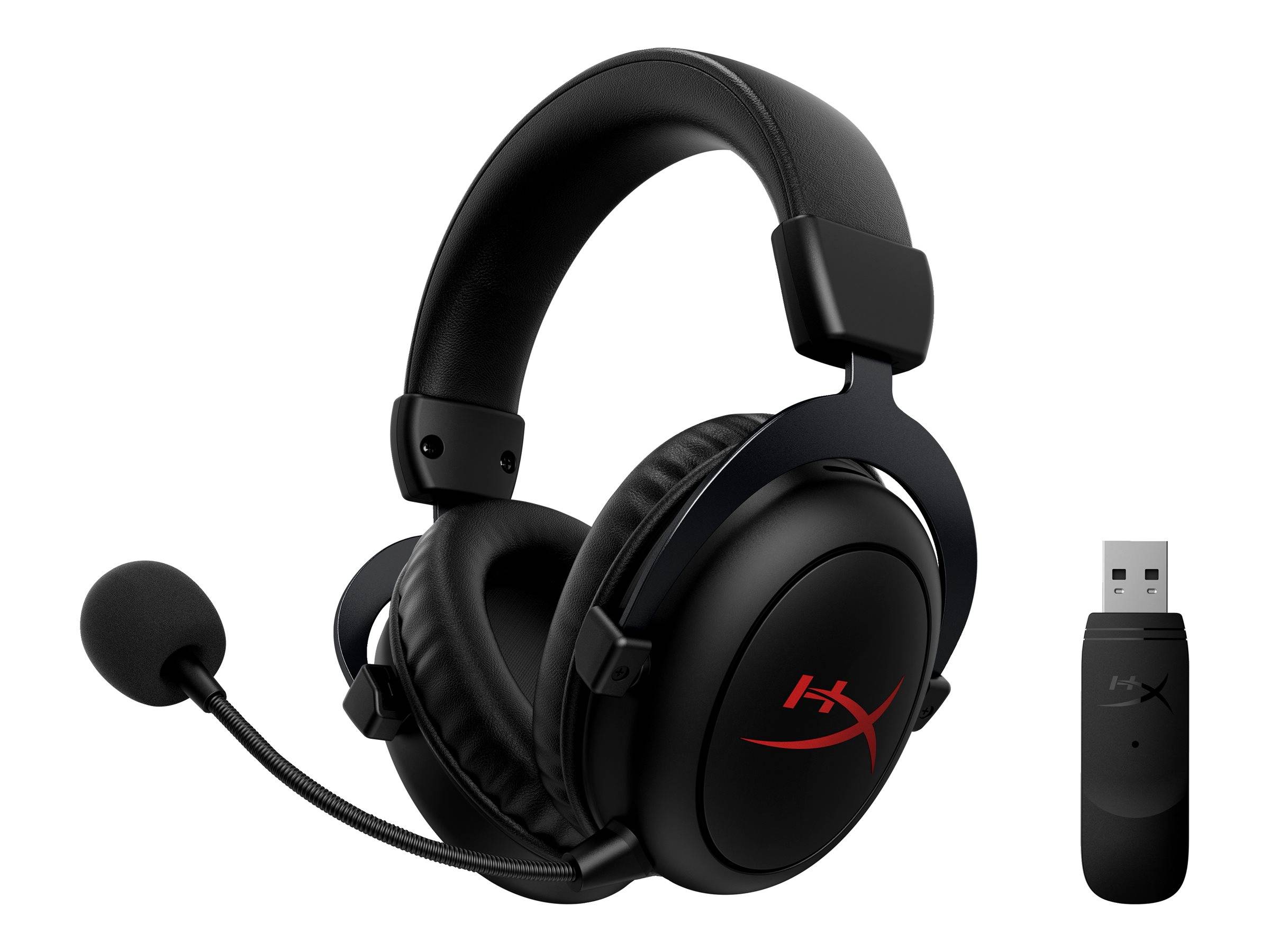 Schwarzes Over-Ear-Gaming-Headset mit Boom-Mikrofon, dargestellt mit einem USB-Funkadapter.