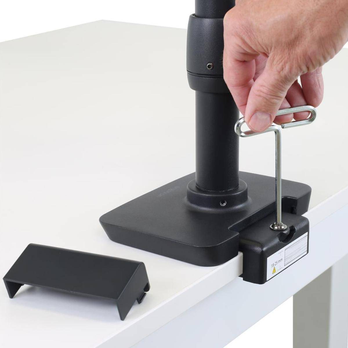 Ergotron LX Monitorhalterung für 2 Monitore mit C-Klemme (45-610-224), schwarz