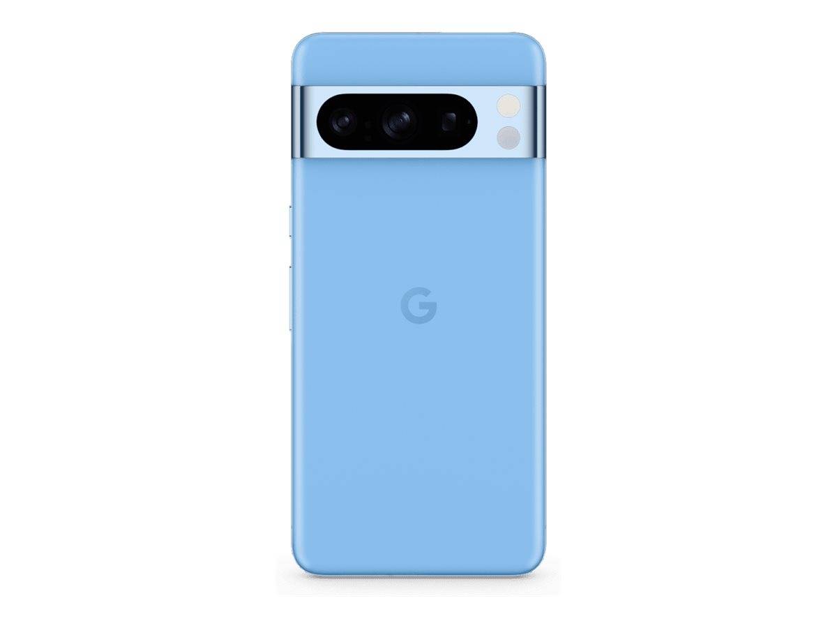 Hellblaues Google Pixel-Smartphone von hinten gezeigt, mit einer horizontalen Kameraleiste und zentriertem Google-Logo.