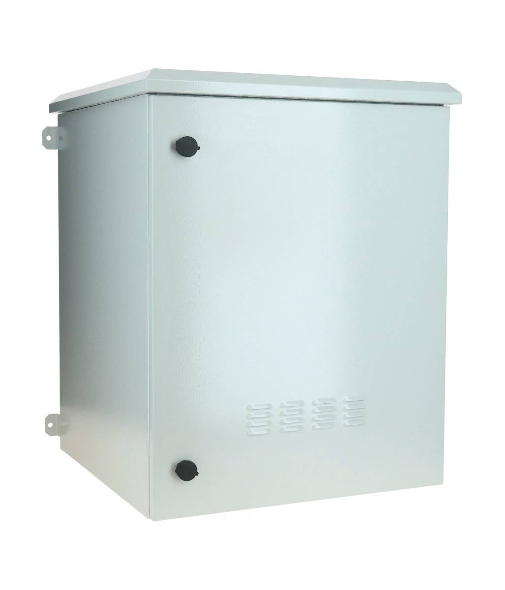 Ein rechteckiges Metall-Stromverteilungskasten mit verschlossener Tür und zwei schwarzen Drehknöpfen. Er scheint an einer Wand montiert zu sein und wird zur Unterbringung von Elektrokomponenten verwendet.