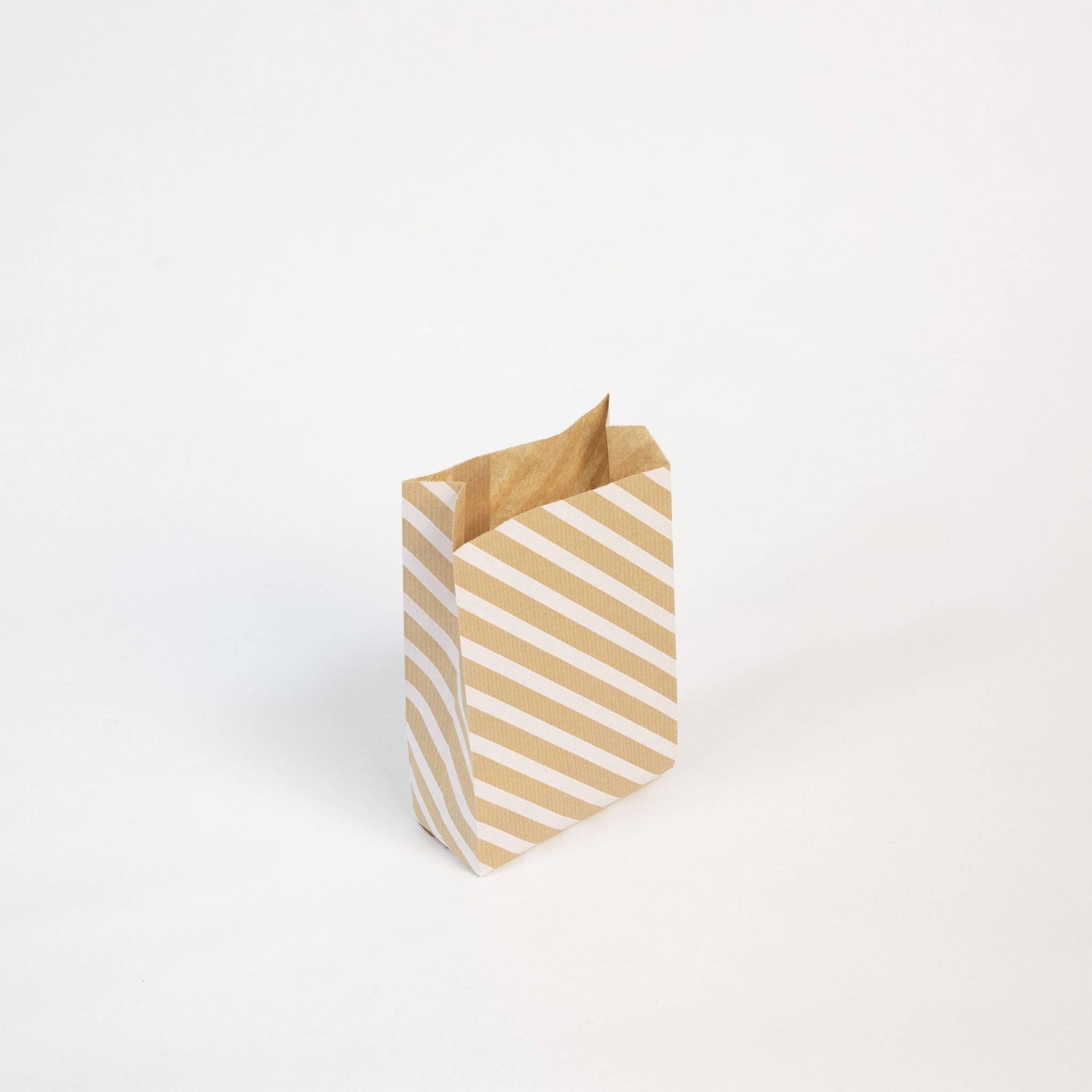 Clairefontaine Pack. 50 Geschenktüten Kraft 11x21+5cm weißgestreift 394109C