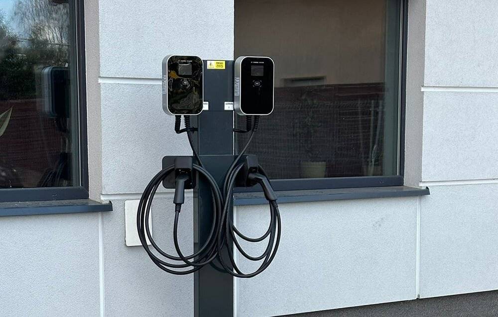 Besen Wandladegerät für Elektroautos BS20 11lkW APP