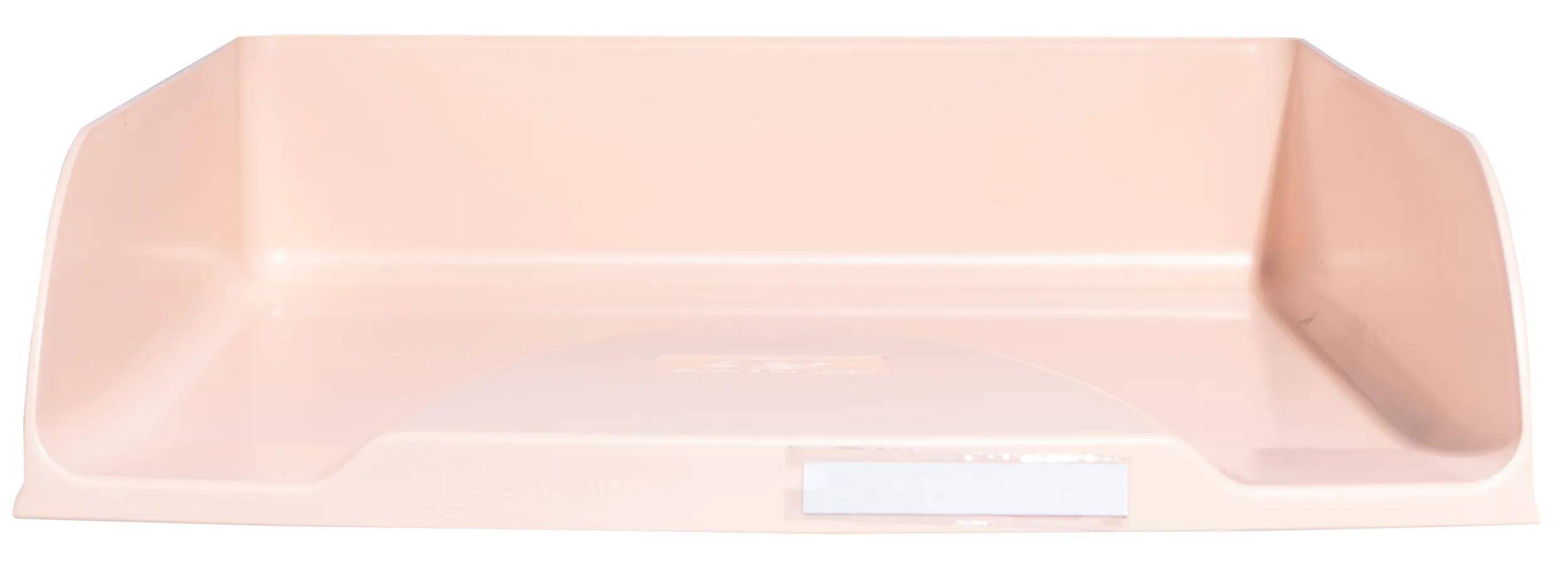 Ein unscharfer hellrosa Hintergrund mit undeutlichen Formen, der eine glatte Oberfläche mit leichten Glanzlichtern und Schatten zu haben scheint.