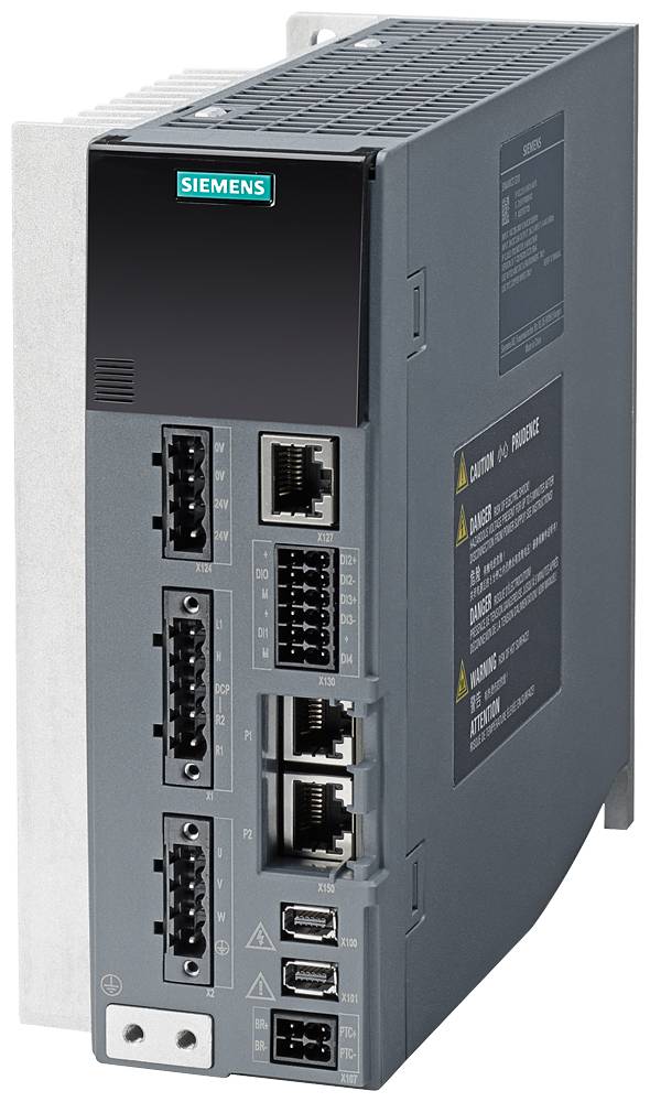 Nahaufnahme einer industriellen Vorrichtung mit Anschlüssen und Warnhinweisen, die elektrische Verbindungen und Sicherheitsvorkehrungen anzeigt.