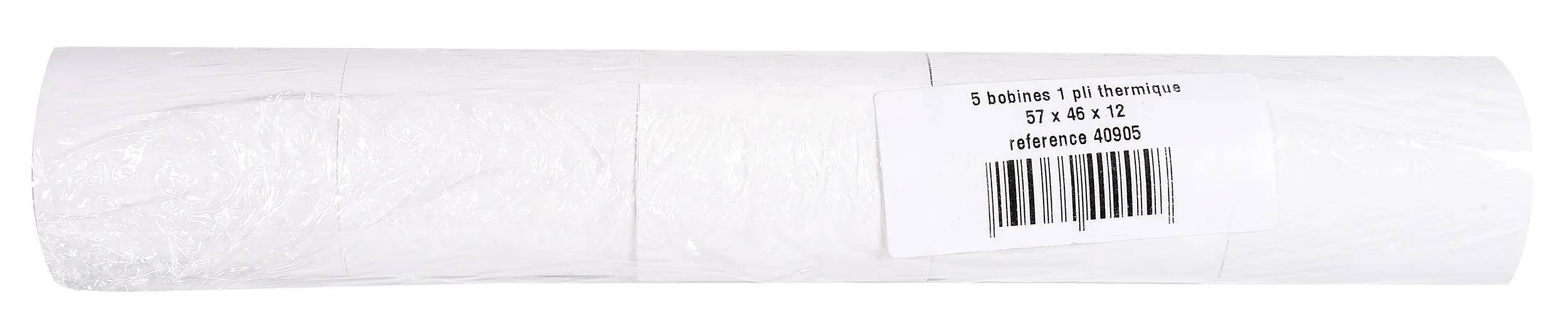 Ein weißes Kissen, das in durchsichtige Kunststoff eingewickelt ist, wird gegen einen einfachen Hintergrund platziert. Ein kleines weißes Etikett ist an der Verpackung angebracht.