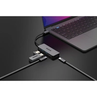 USB-C zu 2x USB-A + 2x USB-C Hub – Datenübertragung & Stromversorgung, 15?cm, schwarz USB-C zu 2x USB-A + 2x USB-C Hub – Datenübertragung & Stromversorgung, 15?cm, schwarz