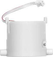 Eine weiße elektronische Komponente mit Drähten, die von oben herausragen und an deren Ende ein Anschluss angebracht ist.