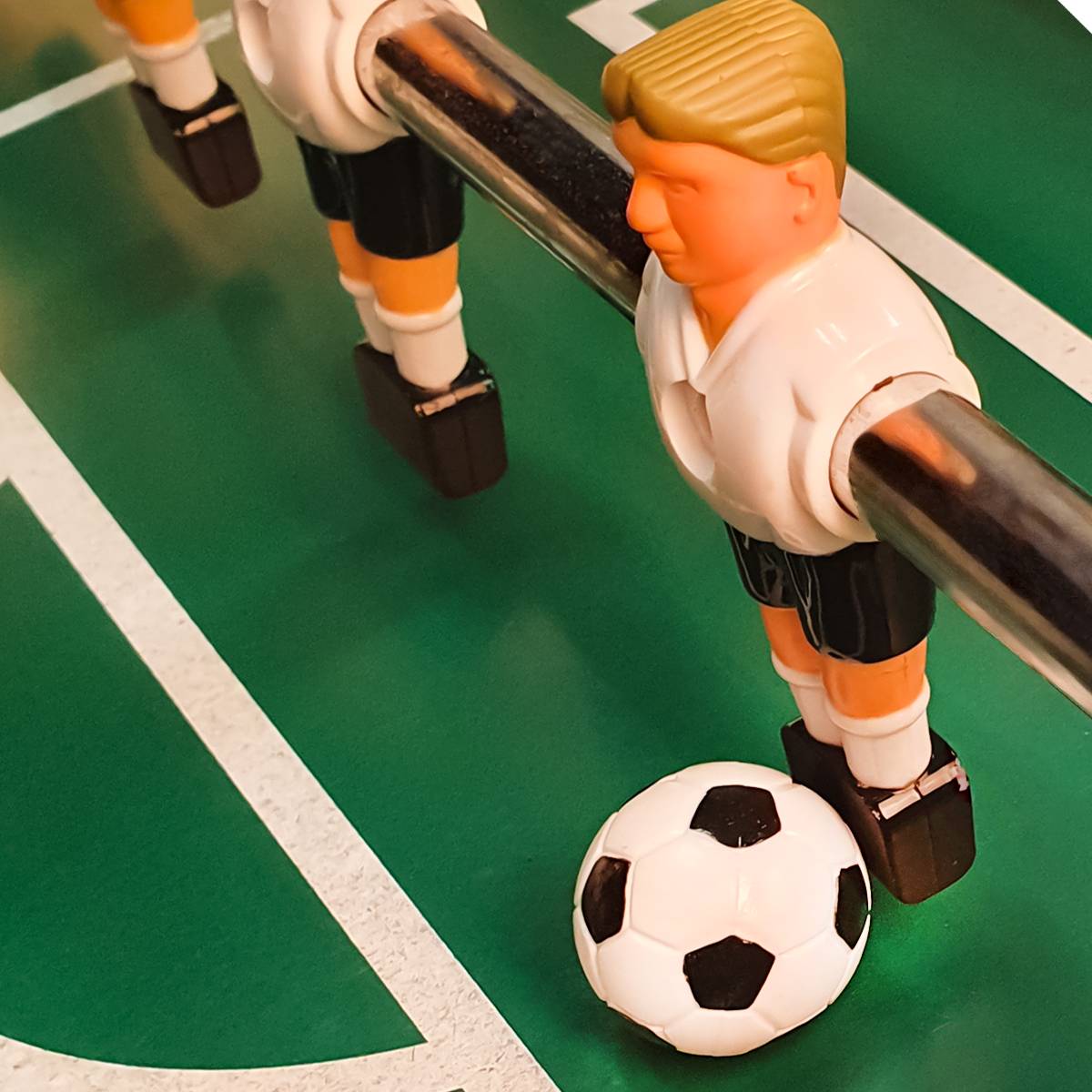 11 Tischkicker Figuren 13mm - Deutschland Weiß Schwarz - Tisch Fussball Kicker