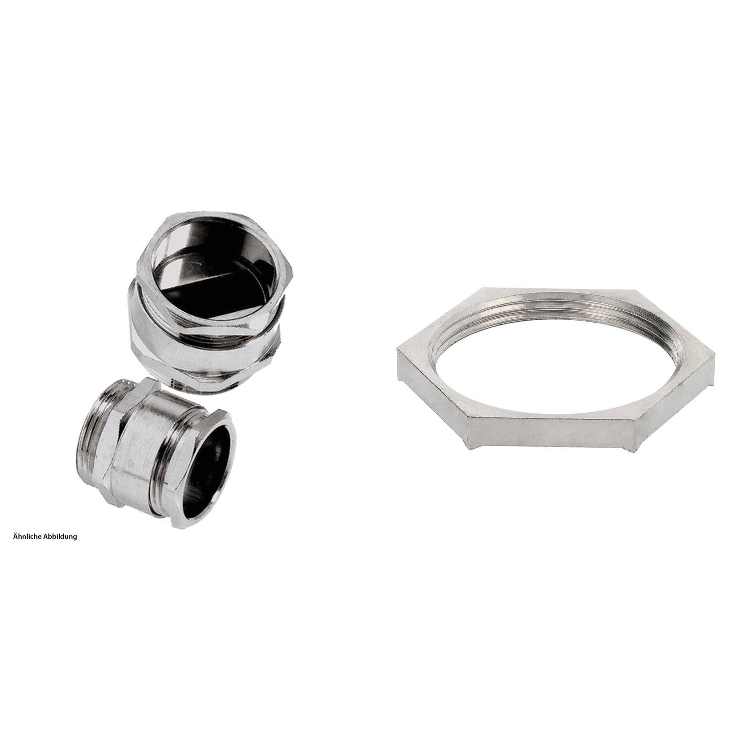 Drei metallische Kabelverschraubungen und eine sechskantige Sicherungsmutter sind zu sehen, höchstwahrscheinlich Komponenten zur Befestigung von Kabeln in elektrischen Anwendungen.