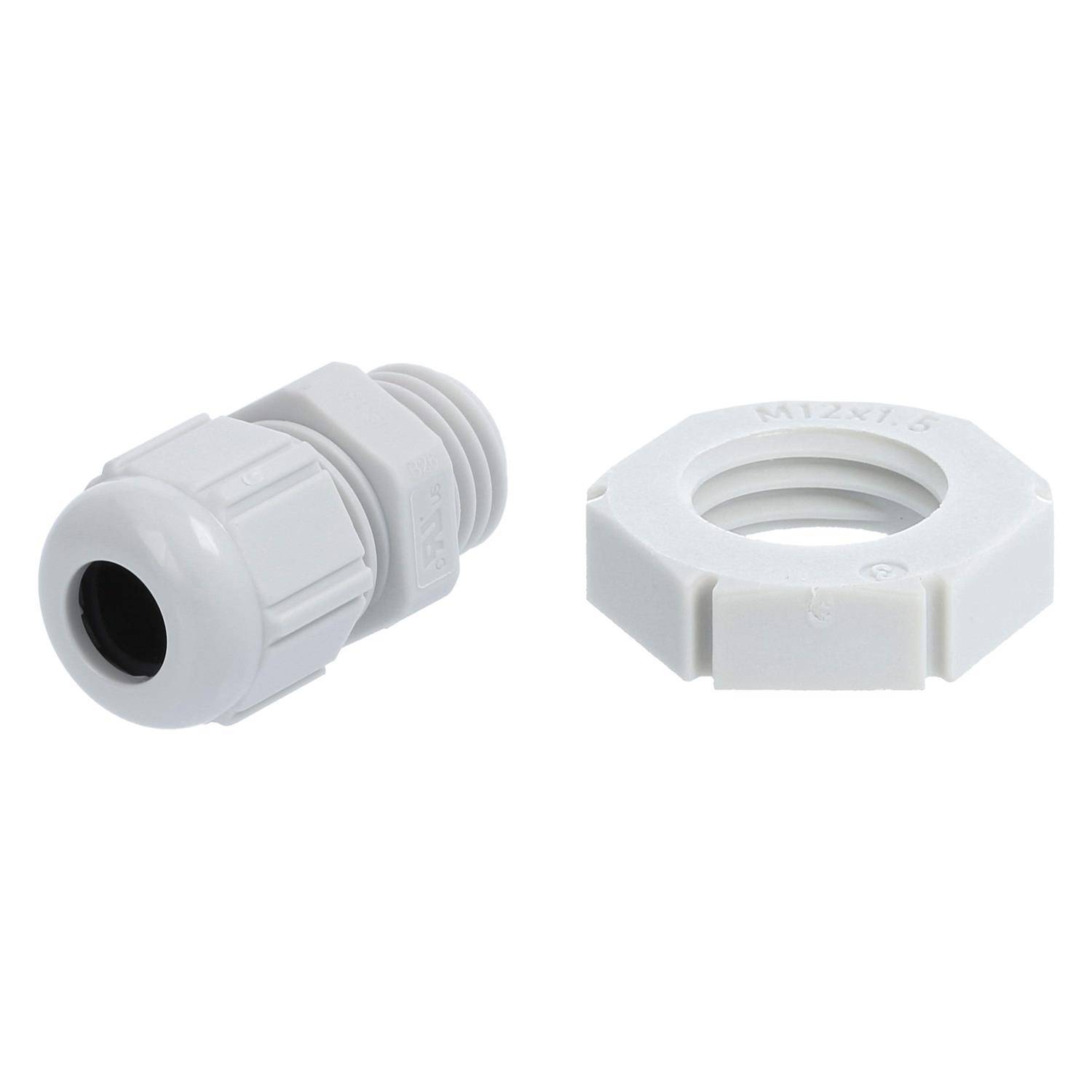 Kunststoff-Kabelverschraubung und Sicherungsmutter, verwendet zum Befestigen und Schützen von Kabeln, in zerlergtem Zustand dargestellt. Farbe: hellgrau.