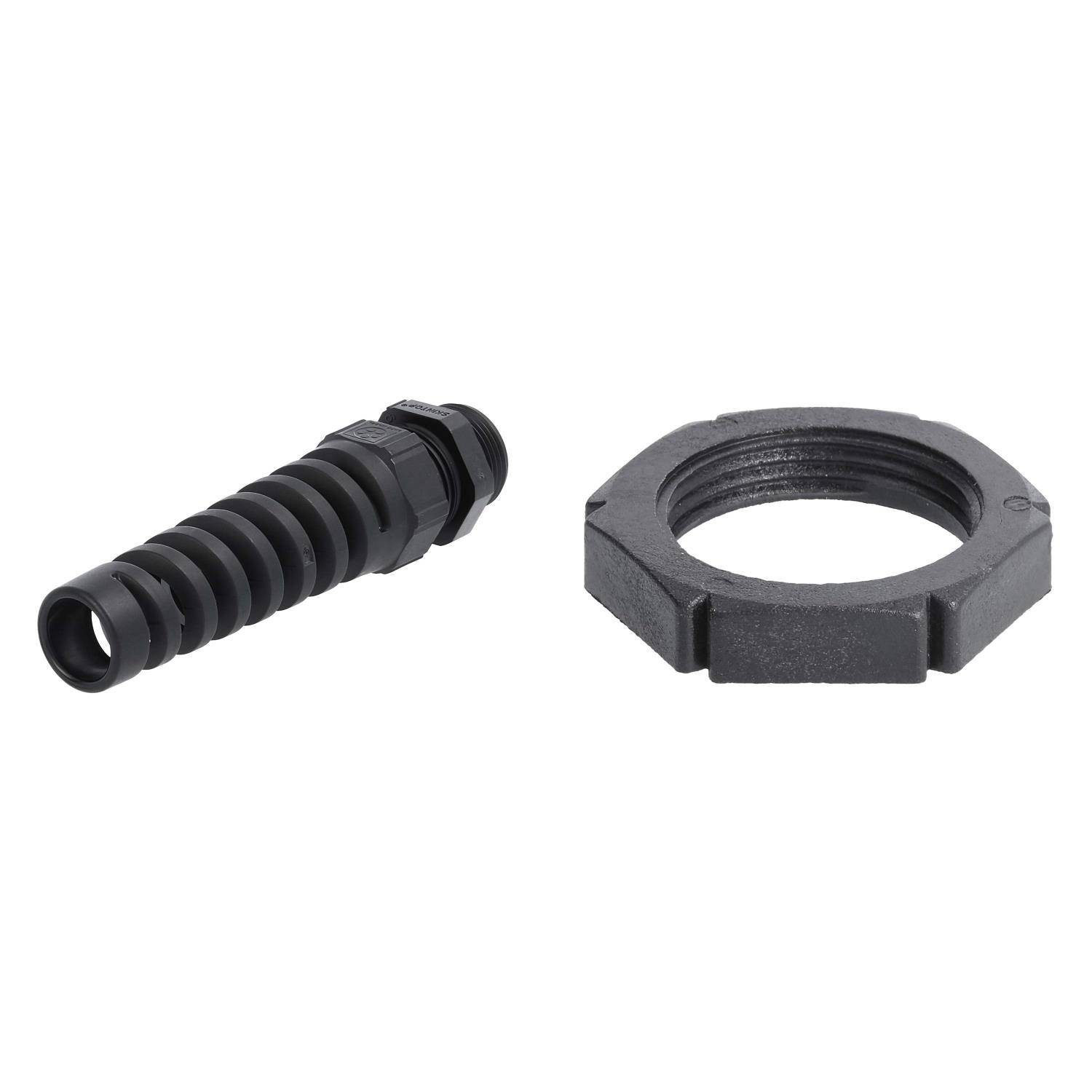 Passende und übereinstimmende Sechskantmuttern, nebeneinander auf einem weißen Hintergrund platziert.