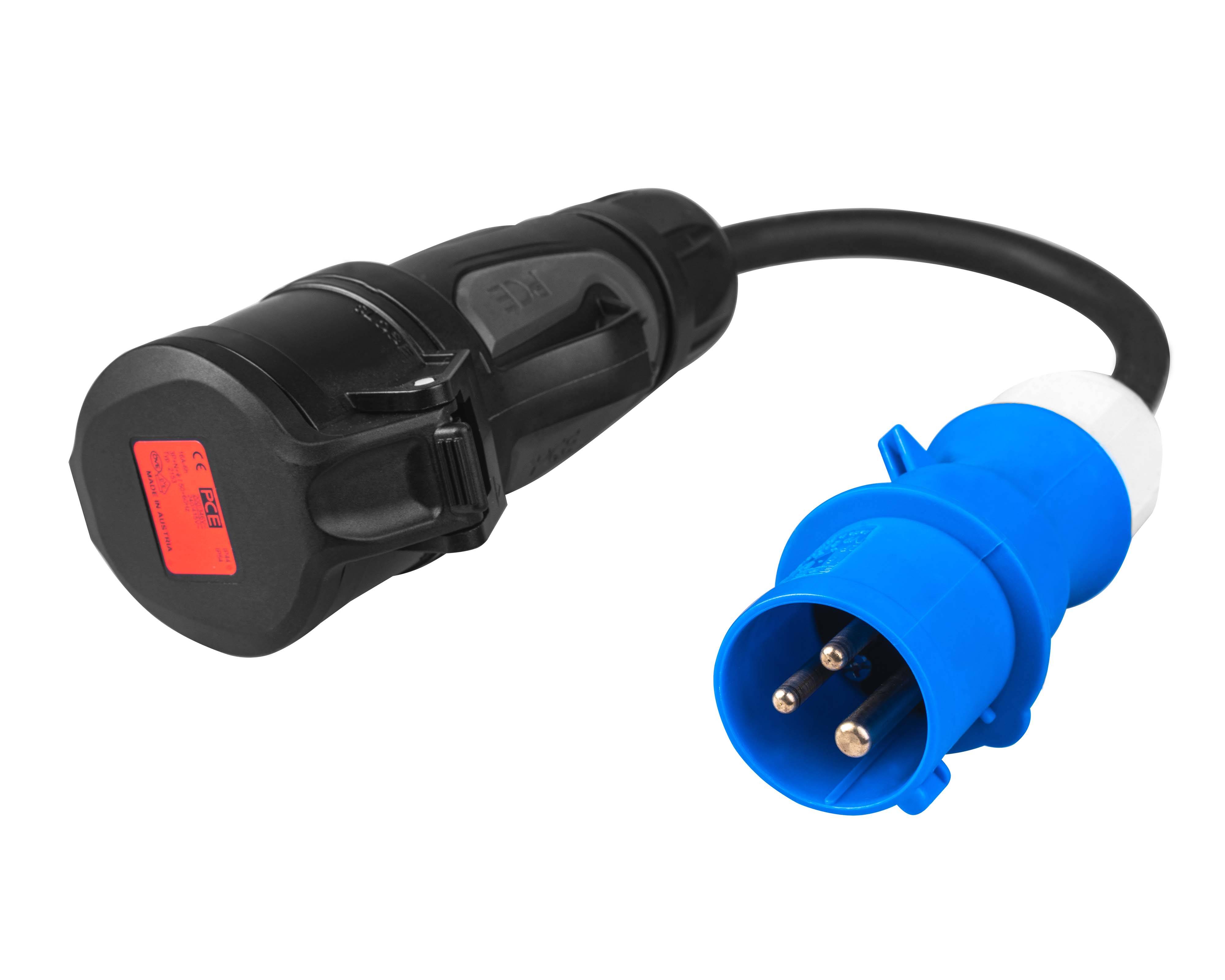 Adapter von roter 16A 400V CEE-Kupplungssteckdose 5-polig auf blaue 16A 230V CEE 3P