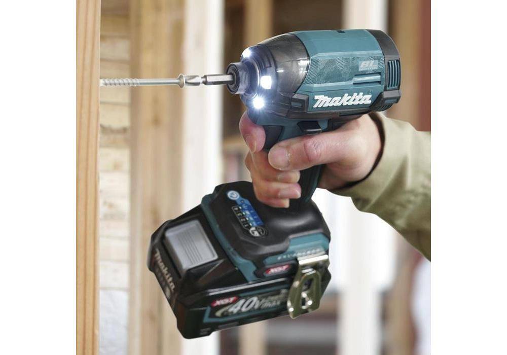 makita Akku-Schlagschrauber TD002GD202 Sp.40V Drehz.3700 1/min