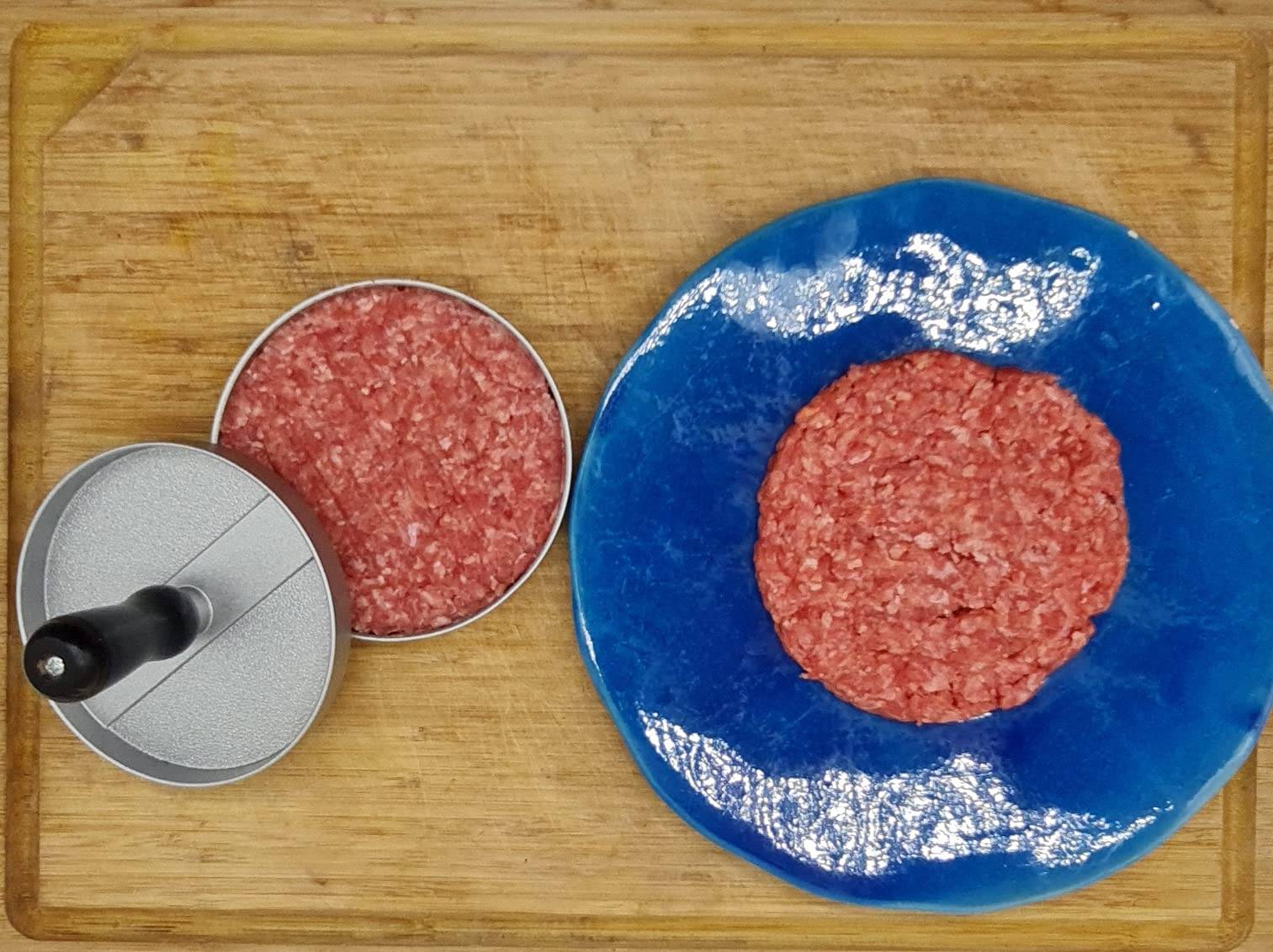 Dreiklang - be smart Hamburger Burger Press Aluguss Burgerpresse BBQ Patties mit Antihaftbeschichtung schwarzem Holzgriff Silber Plastikfrei