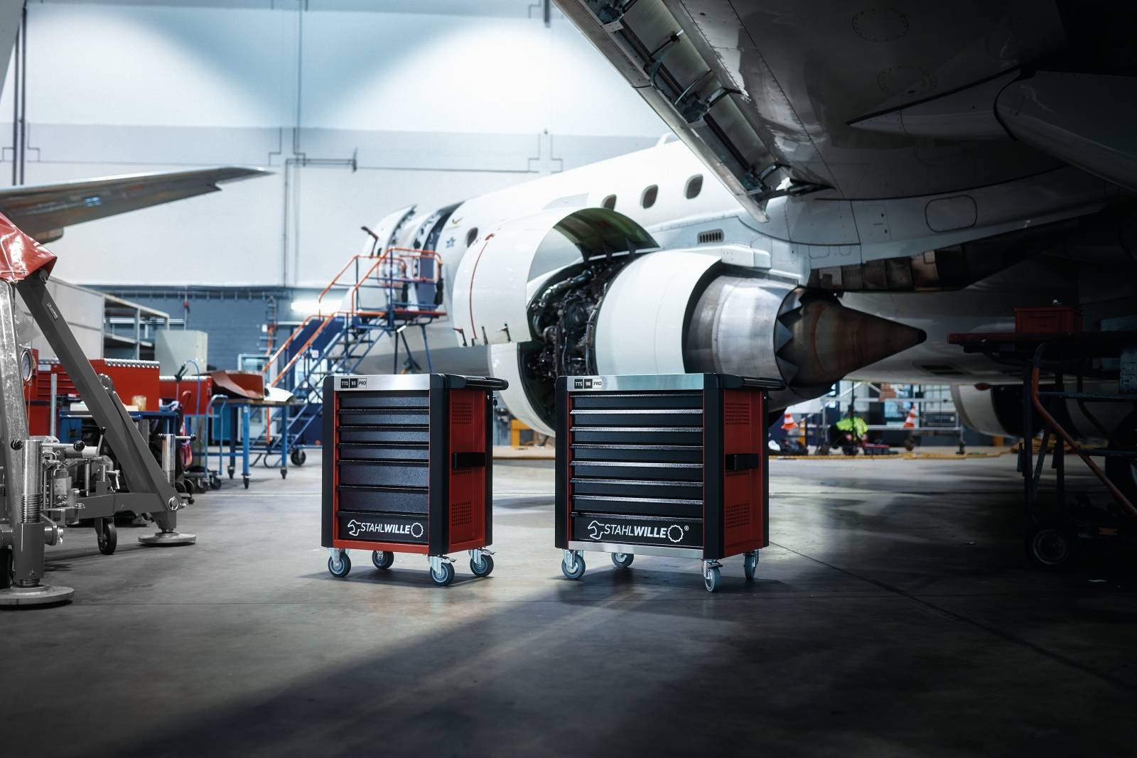 Werkstattwagen 98/7 PRO 7 Schubl. 890 x 650 x 865 mm anthrazit, RAL 7016