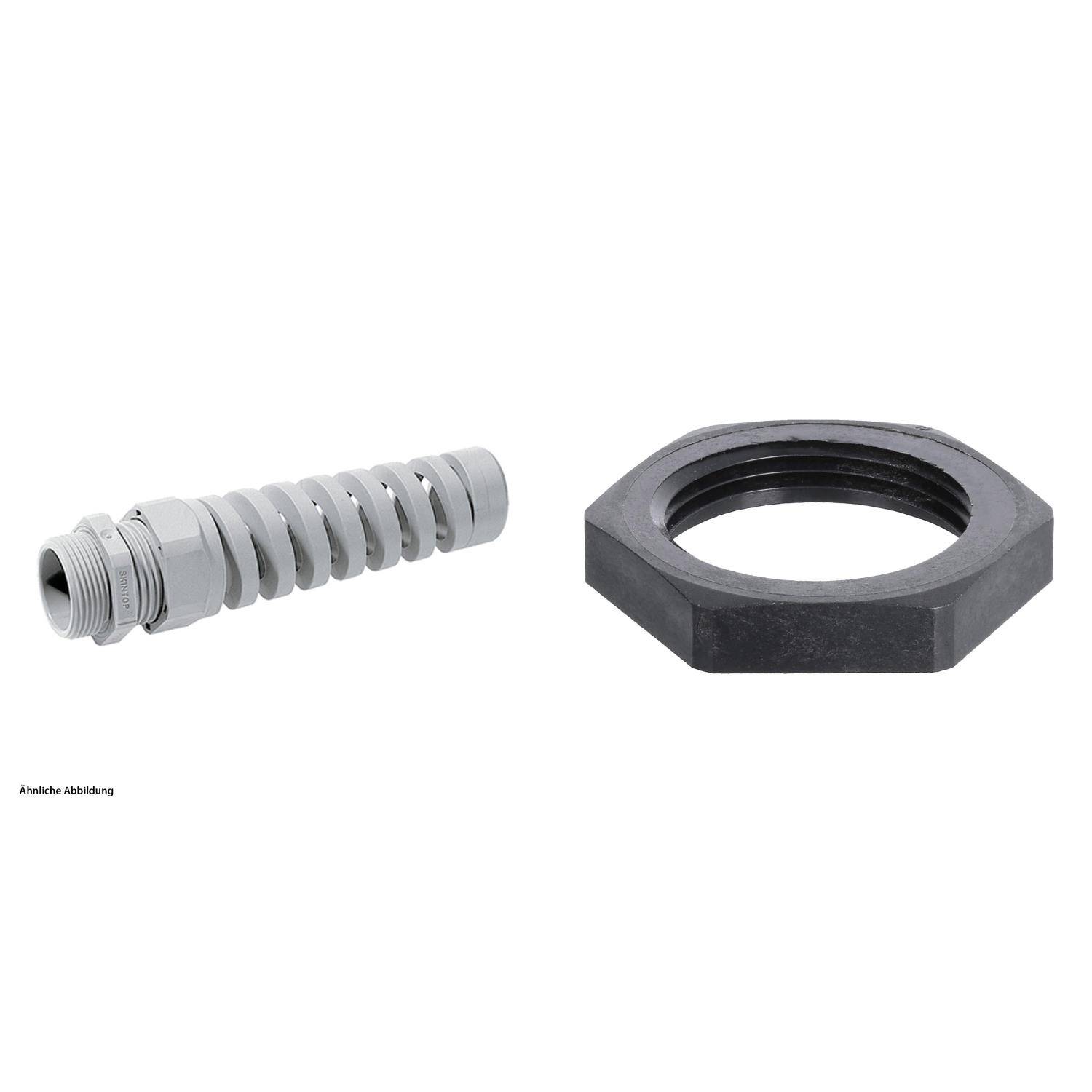 Ein Foto, das eine Kabelverschraubung mit Spiralkabelschutz und einer großen schwarzen Metallmutter nebeneinander auf weißem Hintergrund zeigt.