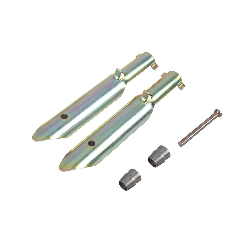 Zwei metallische Keilduübel mit Muttern und einer Schraube, verwendet zum Befestigen von Gegenständen an Betonoberflächen.