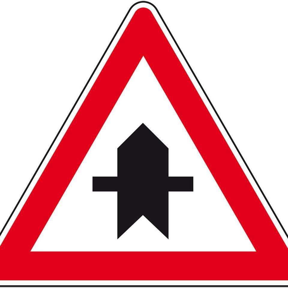 Verkehrszeichen Vorfahrt, Nr.301, Aluminium RA1, reflektierend, SL 900mm, DIN 67520, nach StVO