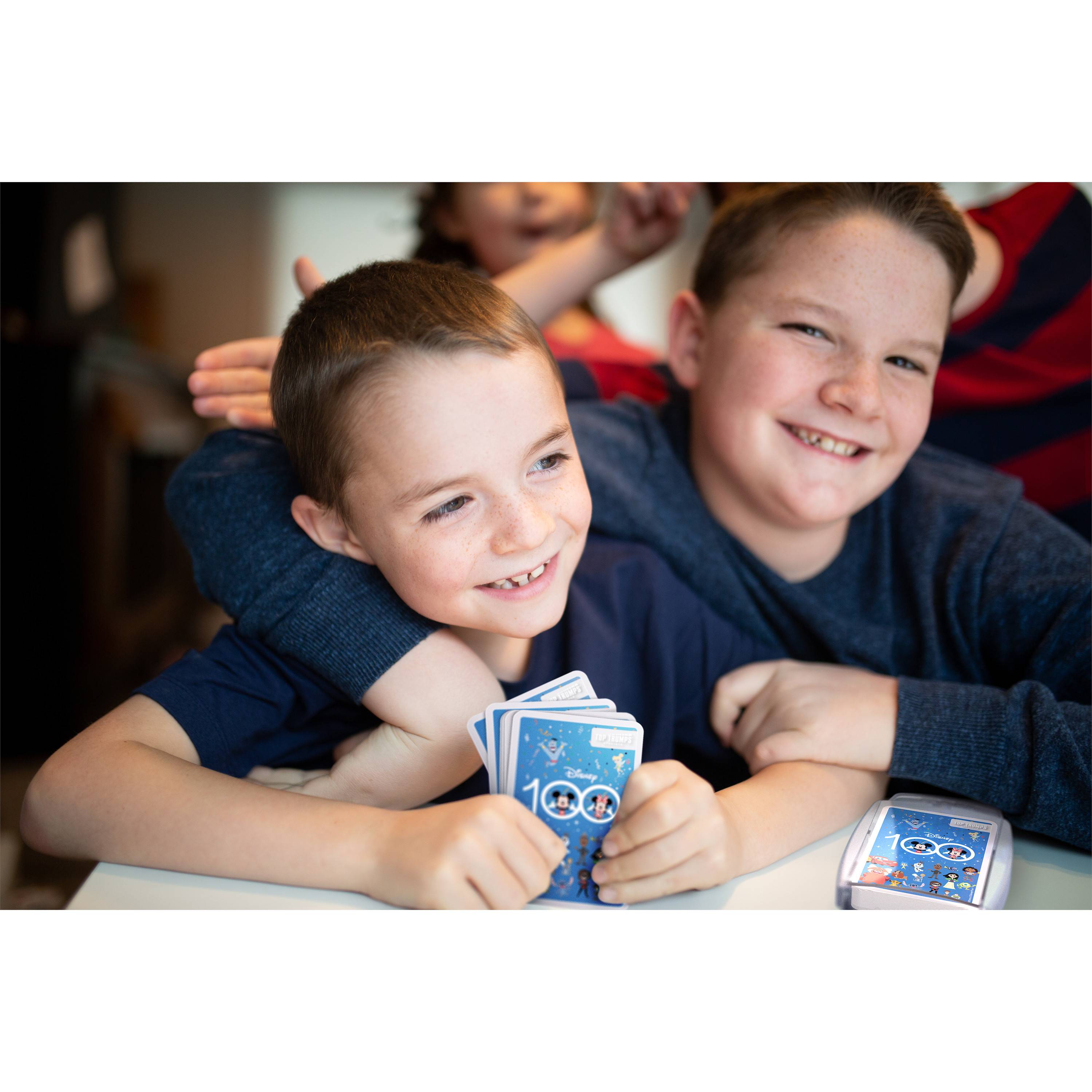 Top Trumps - Disney 100 Kartenspiel Quartett Spiel